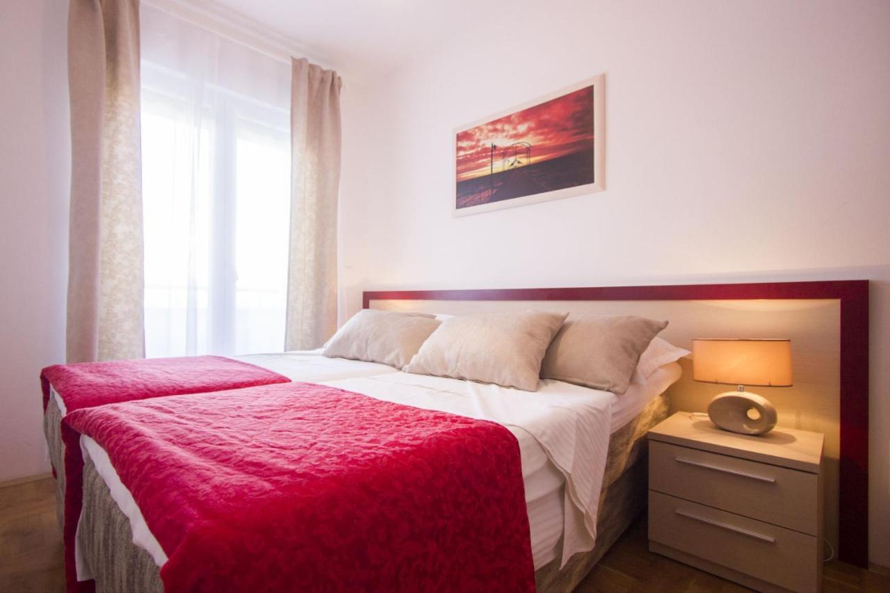 Apartments Paradise Trogir Exteriör bild